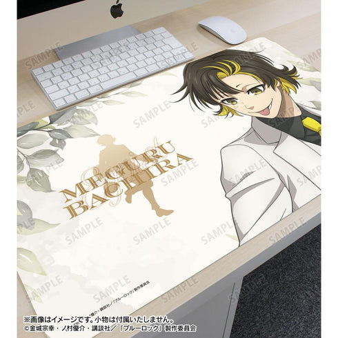 『ブルーロック』描き下ろし 蜂楽 廻 スーツモデルver. 第2弾 マルチデスクマット【202606再販】