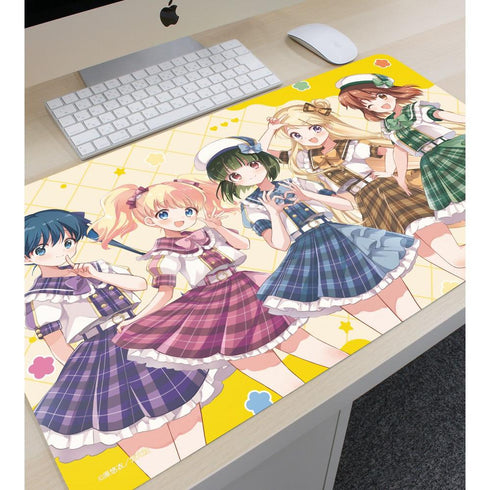 『きんいろモザイク』原悠衣先生 描き下ろし 集合 アイドル風衣装ver. マルチデスクマット