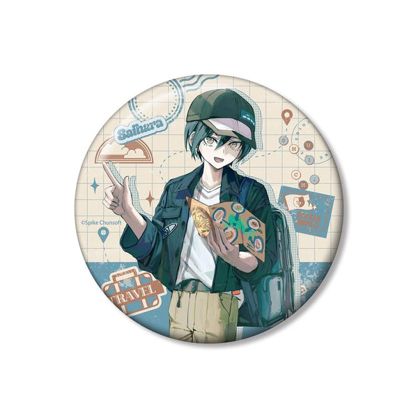 "Danganronpa Series" - Maki's Illustration: Shuichi Saibara in Casual Clothes on a Trip Ver. 100mm Pin Badge