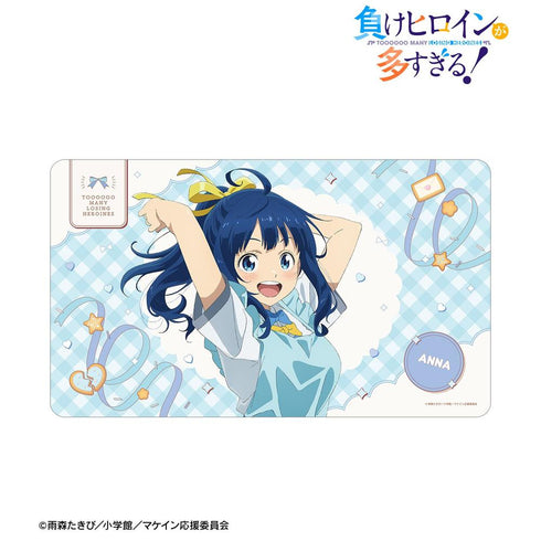 『負けヒロインが多すぎる!』描き下ろし 八奈見 杏菜 制服エプロンver. マルチデスクマット