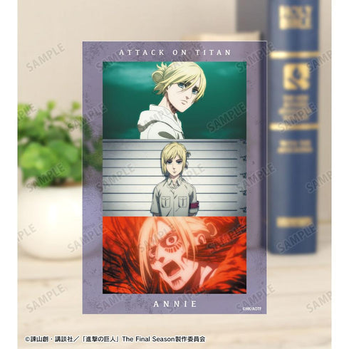 "Attack on Titan" Annie Scene Clear Card