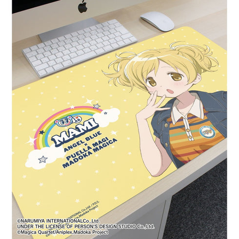 『魔法少女まどか☆マギカ〈ワルプルギスの廻天〉』ANGEL BLUEコラボ 描き下ろし 巴マミ マルチデスクマット