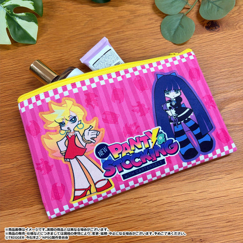 『New PANTY & STOCKING with GARTERBELT』フラットポーチ