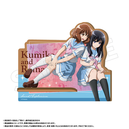 『最終楽章 響け!ユーフォニアム』木製スマホスタンド D 久美子&麗奈(夏制服)