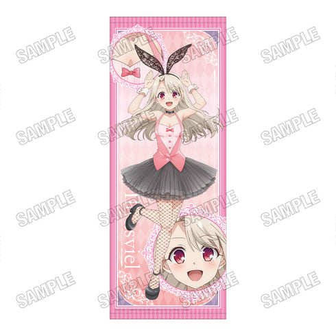 『Fate/kaleid liner プリズマ☆イリヤ Licht 名前の無い少女』描き下ろし等身大タペストリー【バニーVer.】1イリヤ