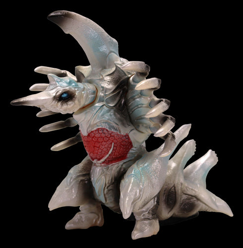 『ガメラシリーズ』ミドルサイズシリーズ ガメラ【第5弾】巨大レギオン パールホワイト Ver.