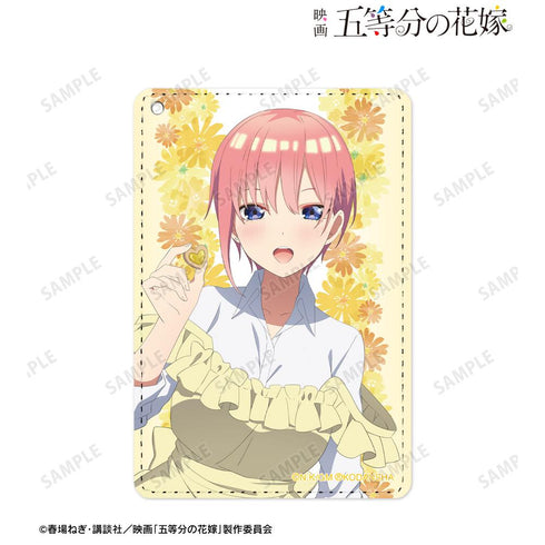 『五等分の花嫁』描き下ろしイラスト 中野一花 制服エプロンver. 1ポケットパスケース【202501再販】