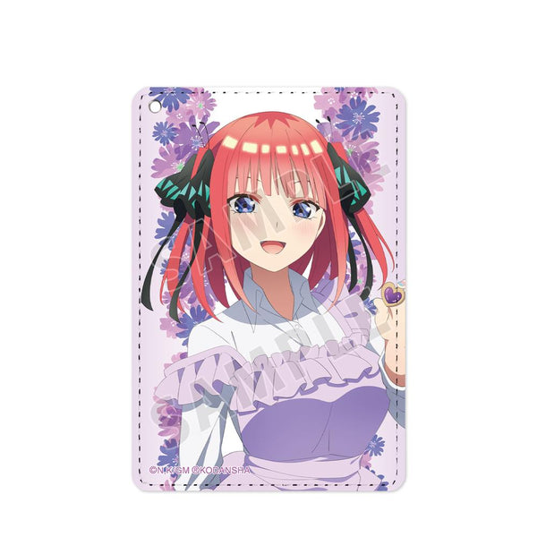 『五等分の花嫁』描き下ろしイラスト 中野二乃 制服エプロンver. 1ポケットパスケース【202501再販】