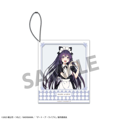 『デート・ア・ライブV』描き下ろしポラロイド風アクリルキーホルダー 夜刀神十香 メイド ver.