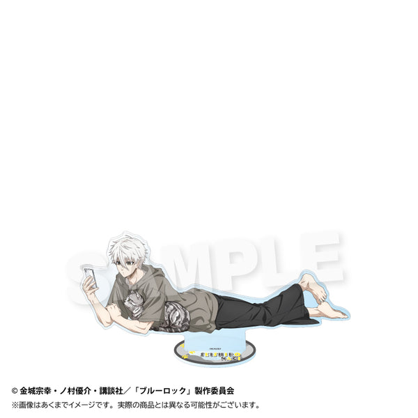 『ブルーロック』BIGアクリルスタンド 猫と戯れVer. 凪誠士郎