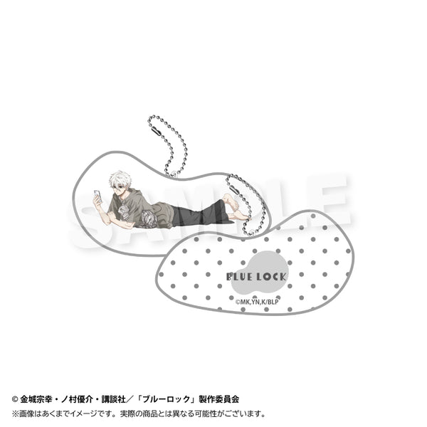 『ブルーロック』クッションキーホルダー 猫と戯れVer. 凪誠士郎