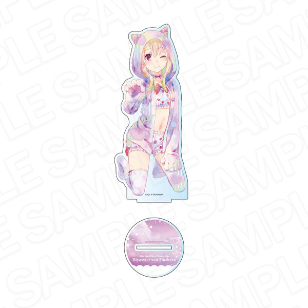 『Fate/kaleid liner プリズマ☆イリヤ Licht 名前の無い少女』デカアクリルスタンド PALE TONE series イリヤ パジャマ ver.