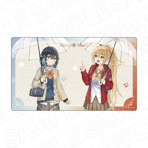 『AHSキャラクターズ』ラバーデスクマット 弦巻マキ&宮舞モカ rain ver.