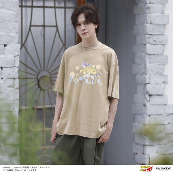 『ドラゴンボール』DRAGON BALL GT シーンイラストTシャツ 4(トランクス・ギル)フェードベージュ