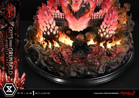 『ベルセルク』アルティメットジオラママスターライン ガッツ VS グルンベルド(使徒形態)