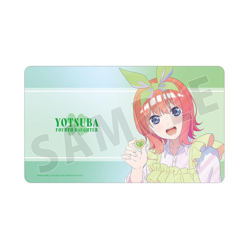 『五等分の花嫁』描き下ろしイラスト 中野四葉 制服エプロンver. Ani-Art clear label マルチデスクマット【202501再販】