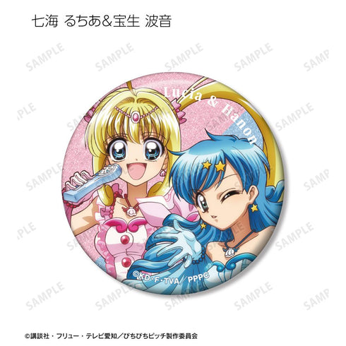 『ぴちぴちピッチ』描き下ろしイラスト 20th Anniversary ver. トレーディンググリッター缶バッジ(単位/BOX)【202506再販】