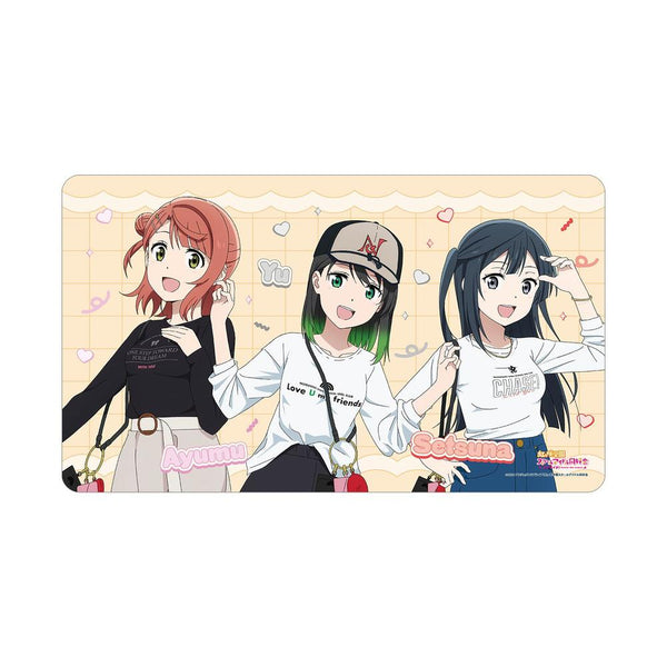 『ラブライブ!虹ヶ咲学園スクールアイドル同好会』描き下ろしイラスト 高咲 侑&上原歩夢&優木せつ菜 おそろいコーデver. マルチデスクマット【202605再販】