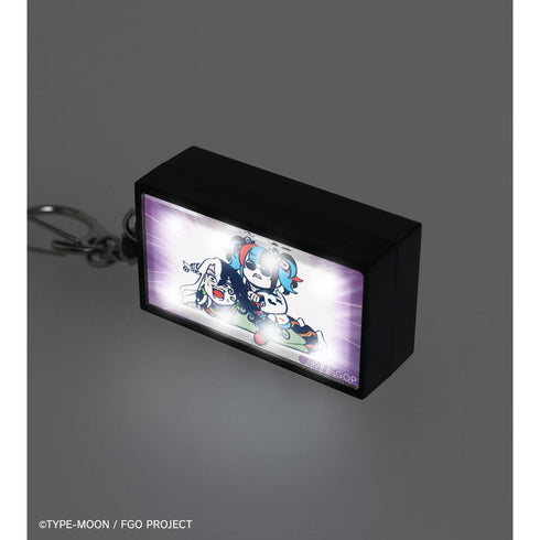 『Fate/Grand Order 藤丸立香はわからない』蘆屋道満&清少納言 場面写LEDレトロ看板風キーホルダー