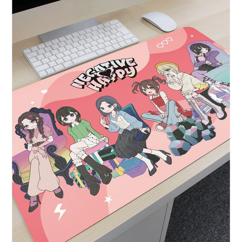 『ネガティヴハッピィ』描き下ろし 2nd MV集合 ネガティヴver. マルチデスクマット