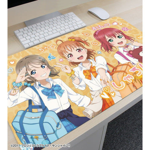 『ラブライブ!サンシャイン!!』描き下ろし CYaRon! ギャル制服ver. マルチデスクマット