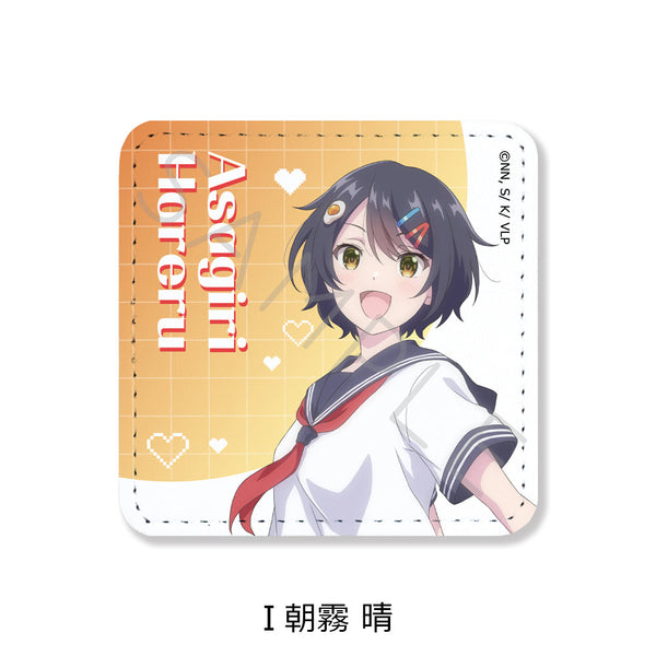 『VTuberなんだが配信切り忘れたら伝説になってた』レザーバッジ(スクエア) I 朝霧晴