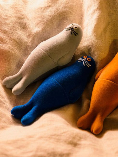 『アザラシ』グレー FLOCKY Ver.