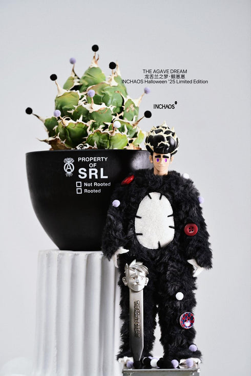 『THE AGAVE DREAM』004_INCHAOS クジラちゃん 1/6スケール可動フィギュア(ブラック)