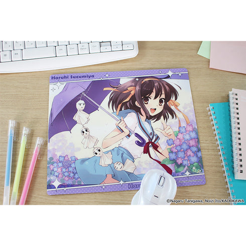 『涼宮ハルヒシリーズ』マウスパッド【ハルヒ(梅雨)】