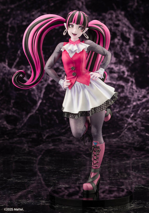『MONSTER HIGH』美少女 ドラキュローラ