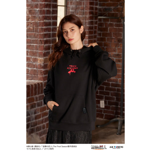 『進撃の巨人』The Final Season ウォールアートパーカー(ミカサ)