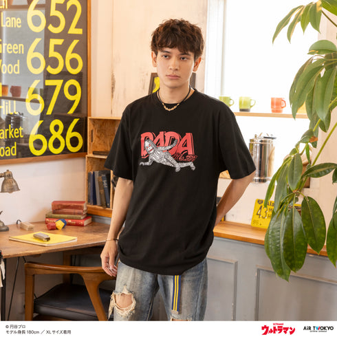 『ウルトラマンシリーズ』第1弾 アメコミイラストTシャツ 4(ダダ)ブラック