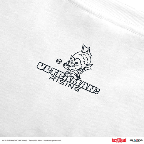 『ウルトラマン ULTRAMAN: RIING』第1弾 アメコミイラストTシャツ 5(ウルトラマン&エミ)ホワイト