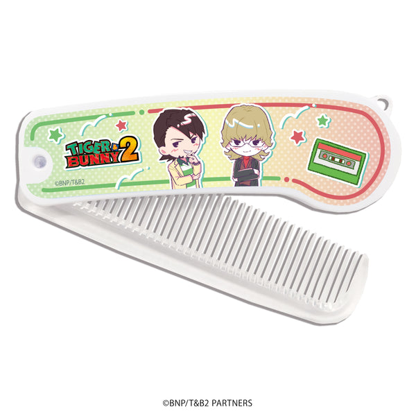 『TIGER & BUNNY 2』折りたたみコーム 01/レトロver. 虎徹&バーナビー(Candy artイラスト)