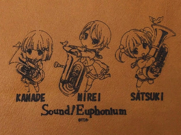 『響け!ユーフォニアム』レザーマット 久石奏/鈴木美鈴/鈴木さつき