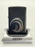 『リコリス・リコイル』Zippo (リコリス校章)