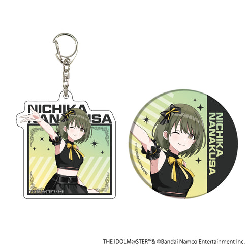 『アイドルマスター シャイニーカラーズ』アクリルキーホルダー&缶バッジセット 01/七草にちか ライブ衣装ver.(描き下ろしイラスト)
