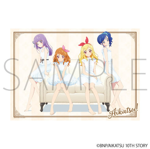 『アイカツ!』タペストリー/いちご・あおい・あかり・スミレ