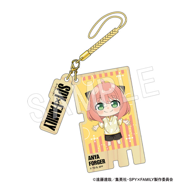 『SPY×FAMILY』木製ストラップ アーニャ・フォージャー