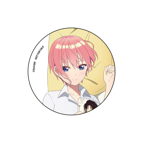 『映画 五等分の花嫁』描き下ろし抱き枕カバー+缶バッジセット 中野一花
