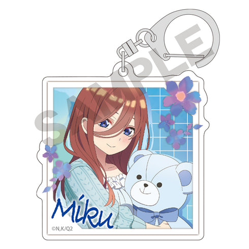 『五等分の花嫁∬』トレーディングアクリルキーホルダー ぬいぐるみ抱っこ BOX