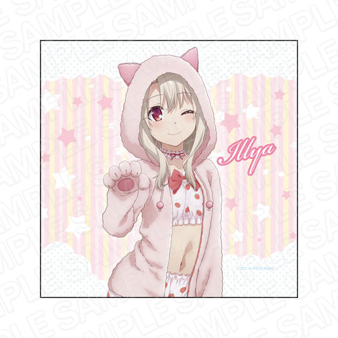 『劇場版 Fate/kaleid liner プリズマ☆イリヤ Licht 名前の無い少女』マイクロファイバー イリヤ パジャマ ver.