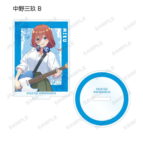 『五等分の花嫁∫∫』描き下ろしイラスト ギター演奏ver. トレーディングアクリルスタンド BOX
