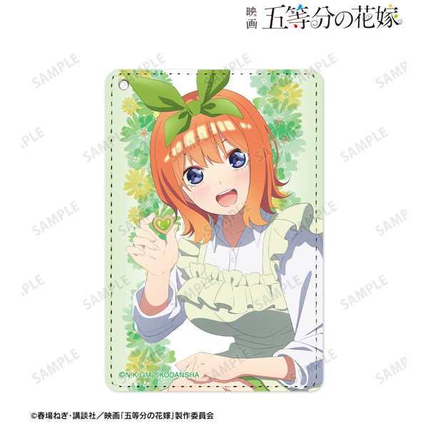 『映画 五等分の花嫁』中野四葉 描き下ろしイラスト 制服エプロンver. 1ポケットパスケース