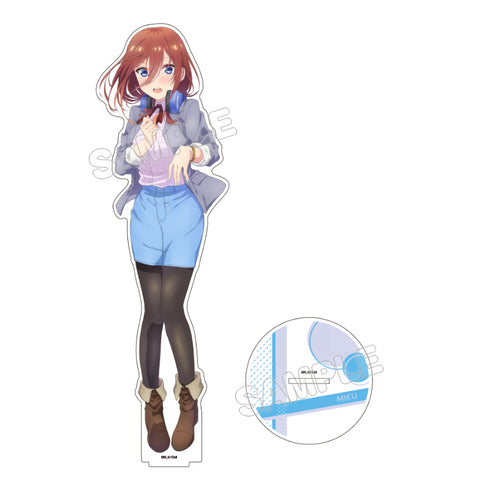 『映画 五等分の花嫁』描き下ろしアクリルフィギュア L (私服) 中野三玖