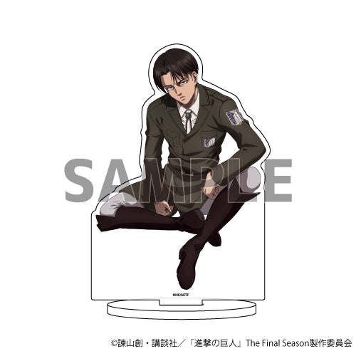 『進撃の巨人』キャラアクリルフィギュア 16/座りver. リヴァイ(描き下ろし)