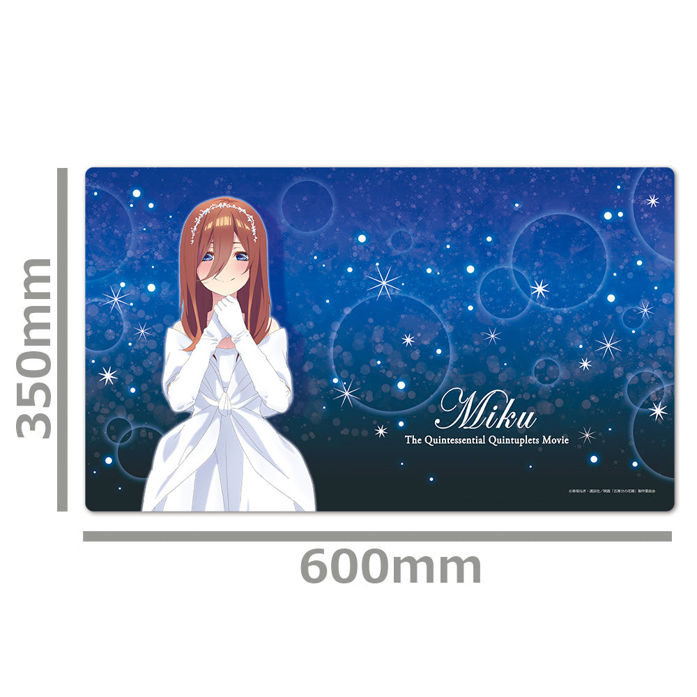 映画 五等分の花嫁 ウエディングドレス  プレイマット キャラクター Amazon.co.jp: 映画 五等分の花嫁 ウエディングドレス プレイ