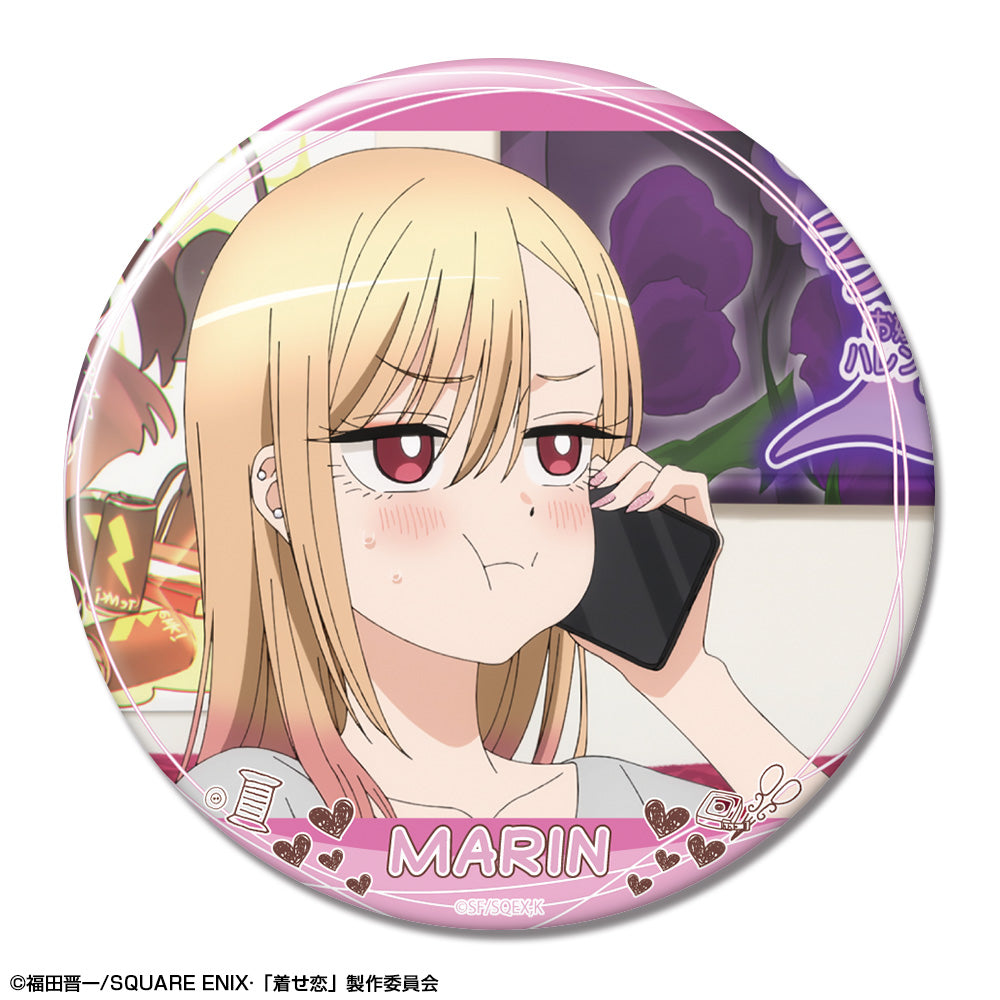その着せ替え人形は恋をする』缶バッジ デザイン22(喜多川海夢/V