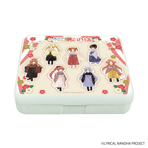 『魔法少女リリカルなのはシリーズ』小物ケース(ラムネ付き) 05/集合デザイン(レトロアートイラスト)