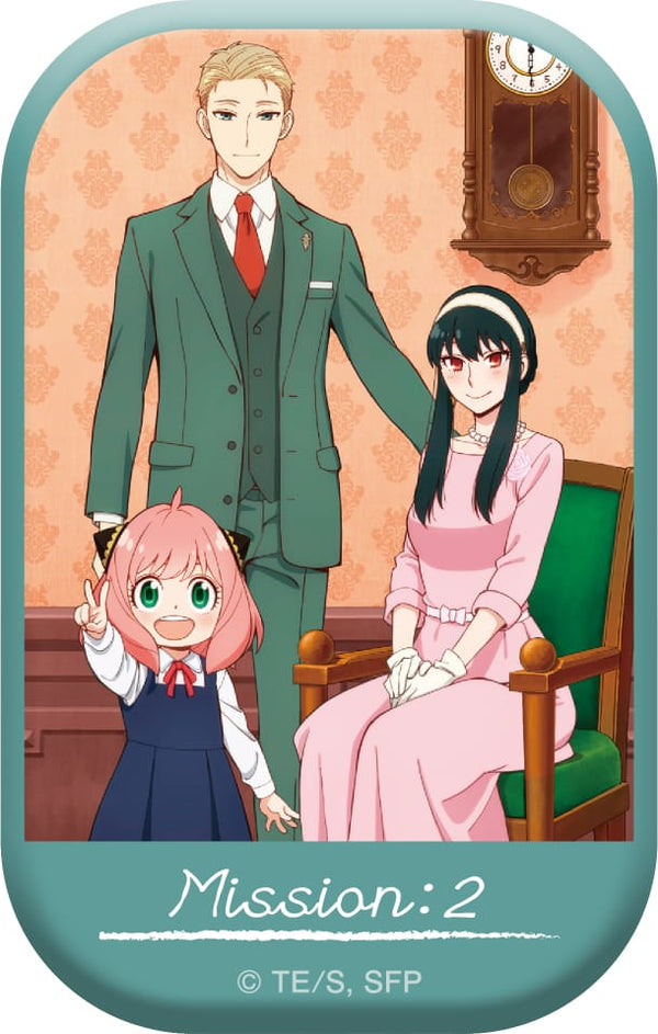 『SPY×FAMILY』スクエア缶バッジ/MISSION:2「妻役を確保せよ」メインビジュアル